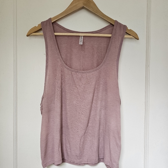 NWOT•Fabletics RestoreKnit Coord Set Tank (M) and leggings (L) - Picture 15 of 15